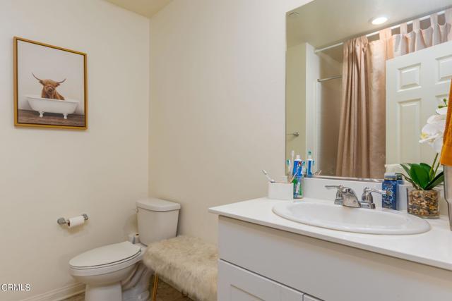 Detail Gallery Image 10 of 19 For 463 Lisbon Pl, Santa Paula,  CA 93060 - 3 Beds | 2/1 Baths