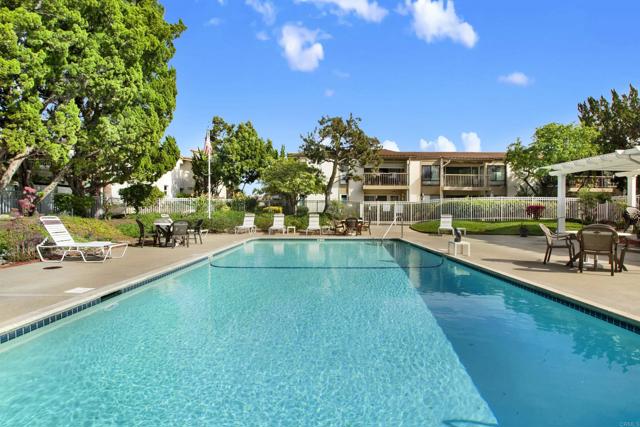 Detail Gallery Image 23 of 32 For 12555 Oaks North Dr #206,  San Diego,  CA 92128 - 2 Beds | 2 Baths