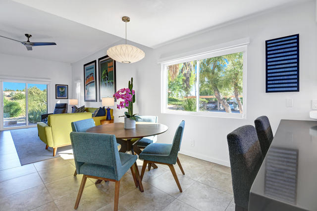 2101 Los Patos Drive, Palm Springs CA: https://media.crmls.org/mediaz/043b2479-4023-4e3d-8c59-55e4873b3245.jpg