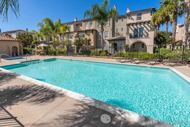 10556 Debreceni Way, San Diego CA: https://media.crmls.org/mediaz/043c0035-858f-4d88-94e1-58a714f6b4b4.jpg