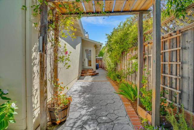 1583 Mitchell Way, Redwood City CA: https://media.crmls.org/mediaz/043c3655-5944-4f4e-b81f-080cf2dab4ec.jpg