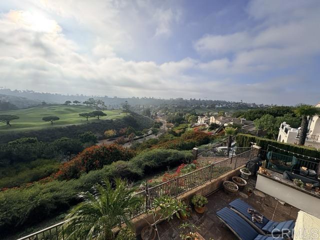 1375 Ravean Court, Encinitas CA: https://media.crmls.org/mediaz/043c3a13-81cc-425a-958d-223ac42aec0e.jpg