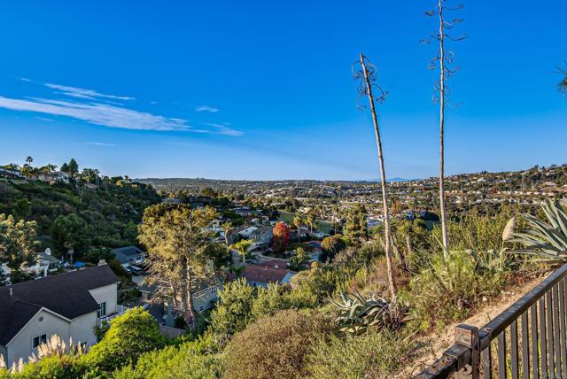 Detail Gallery Image 23 of 24 For 7623 Primavera Way, Carlsbad,  CA 92009 - 6 Beds | 2 Baths