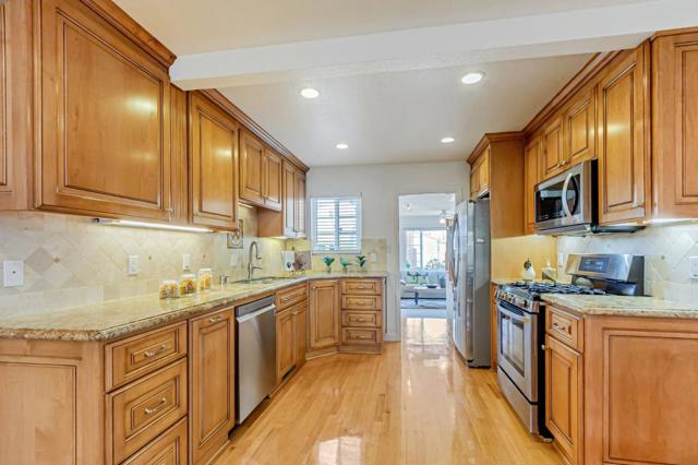 5140 Trade Wind Lane, Fremont CA: https://media.crmls.org/mediaz/043c8f24-0390-4dbd-8595-79233931905f.jpg