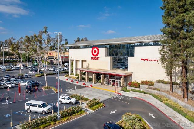 2927 Lawrence Ln, Escondido CA: https://media.crmls.org/mediaz/043d6222-2053-45e9-9674-8d12464a1aa7.jpg