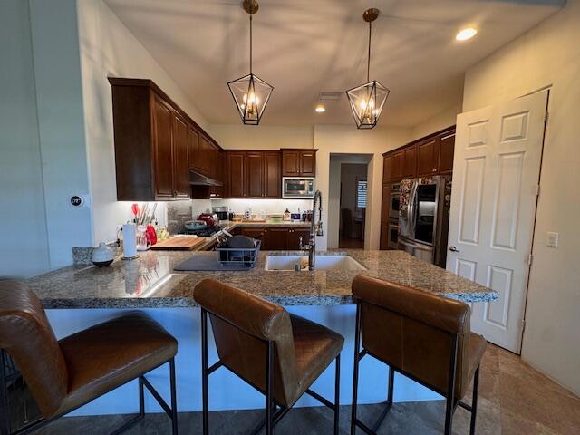 49560 Loren Court, La Quinta CA: https://media.crmls.org/mediaz/043dd0a8-23ce-424f-aa1f-e569d8f016d8.jpg