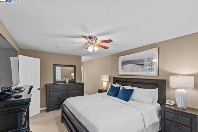 60 W South St, Tracy CA: https://media.crmls.org/mediaz/043e2a7e-78bc-4f94-8af9-16adebfff69e.jpg