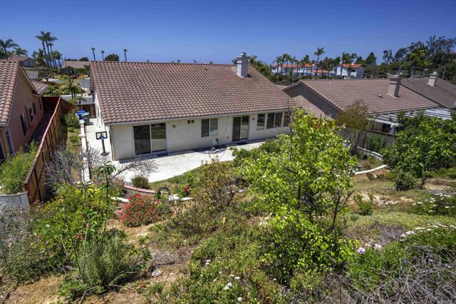Detail Gallery Image 4 of 25 For 5110 Wisteria Drive, Oceanside,  CA 92056 - 4 Beds | 2/1 Baths