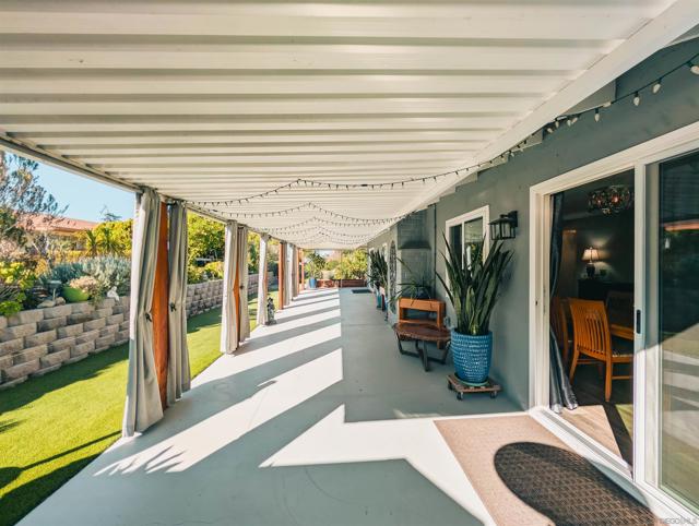 16482 Roca Dr, San Diego CA: https://media.crmls.org/mediaz/043e8790-9106-4ca6-bb4a-6031b4d68e97.jpg