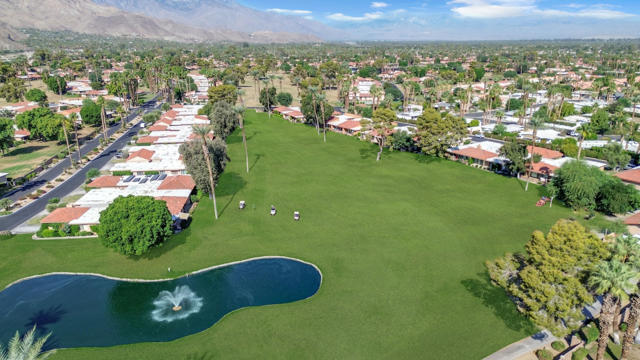 26 Majorca Drive, Rancho Mirage CA: https://media.crmls.org/mediaz/043f5df9-436e-4036-b52e-b56e95aabaa3.jpg