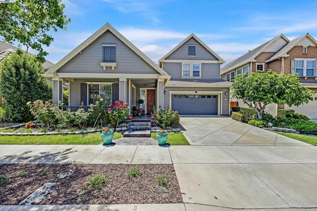 6232 Murdock Way, San Ramon CA: https://media.crmls.org/mediaz/044062e3-2002-41e9-9c0f-308fb20607b3.jpg