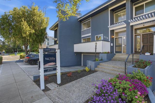 315 Carlos Avenue, Redwood City CA: https://media.crmls.org/mediaz/0440aa97-a40f-4baf-bd03-10d9922e2f3b.jpg