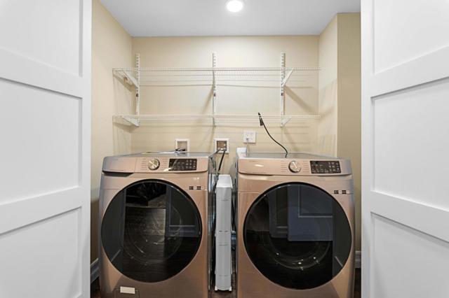 1128 Foxhurst Way, San Jose CA: https://media.crmls.org/mediaz/0440f280-c97c-430b-b7bb-385c1b121273.jpg