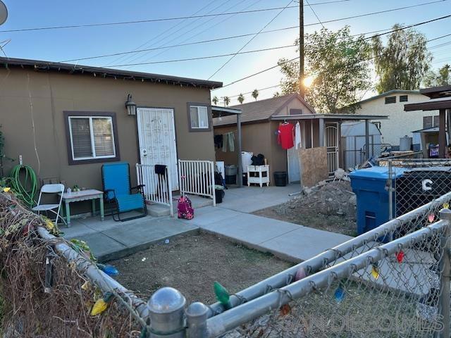 413 Giles, Calexico, California 92231, ,Multi-Family,For Sale,Giles,250000566SD