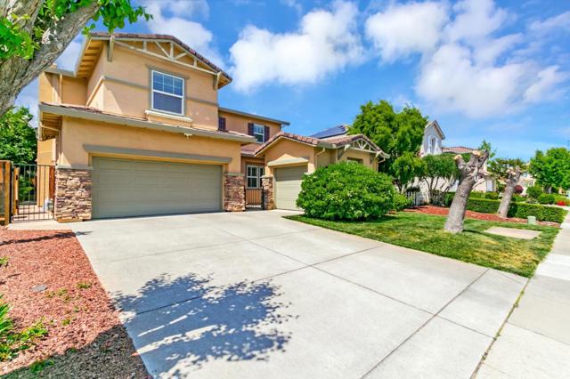 685 E Central Avenue, Morgan Hill CA: https://media.crmls.org/mediaz/04416dd4-56e6-4470-95aa-d6a5bbffa3e7.jpg