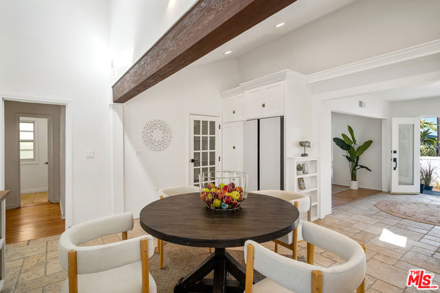 7145 Trask Avenue, Playa del Rey CA: https://media.crmls.org/mediaz/0442999b-2500-43df-9022-a995762f7b4b.jpg
