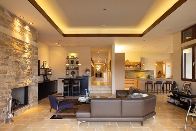 53 Marguerite, Carmel CA: https://media.crmls.org/mediaz/044299d8-4250-47fb-b6d7-cf7fdf44a88e.jpg