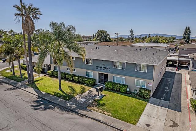 2104 Royal Drive, Santa Clara CA: https://media.crmls.org/mediaz/04432f53-80a1-4924-baee-ffef4a0ab11f.jpg
