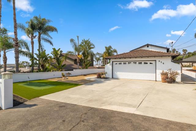 Detail Gallery Image 49 of 69 For 956 Capri Rd, Encinitas,  CA 92024 - 5 Beds | 5 Baths