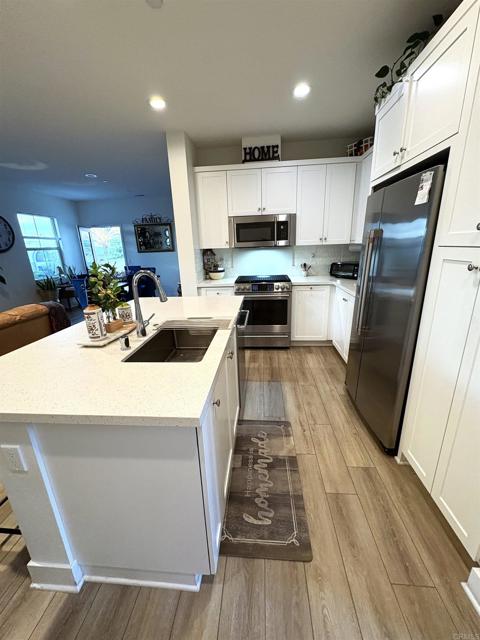 2170 BIRCH RD., San Diego CA: https://media.crmls.org/mediaz/0443eb50-806d-4f97-babc-031f6edc16f8.jpg