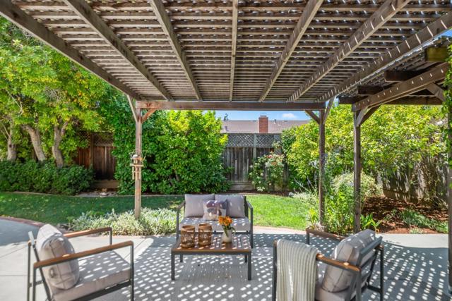 1643 Finch Way, Sunnyvale CA: https://media.crmls.org/mediaz/0445199c-8ea9-4896-9a5e-a4f20f6cf67b.jpg
