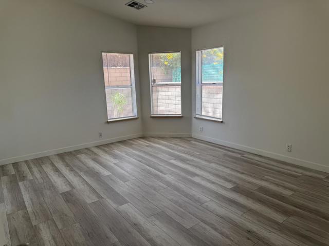 35453 Canteen, Thousand Palms CA: https://media.crmls.org/mediaz/04453dfa-dbef-4af4-8670-668f1c50f06a.jpg