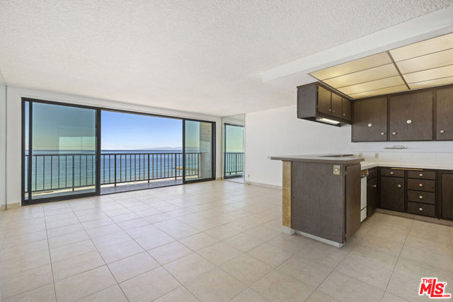 721 Esplanade, 306 photo 7