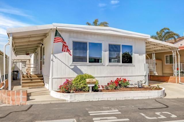 Detail Gallery Image 3 of 25 For 326 Killdeer Ln, Oceanside,  CA 92057 - 2 Beds | 2 Baths