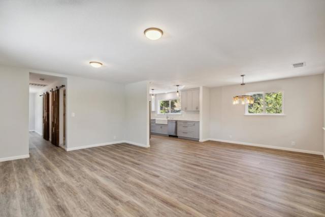 24895 Skyland Road, Los Gatos CA: https://media.crmls.org/mediaz/04463ed1-27ae-4061-88b2-e9cb0d3f29bd.jpg