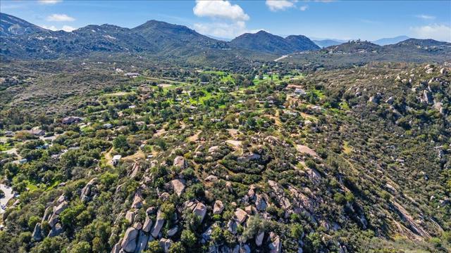 0 Barona Road, Lakeside CA: https://media.crmls.org/mediaz/04469b0d-0bc8-440f-afd7-9ab0b1fc057b.jpg