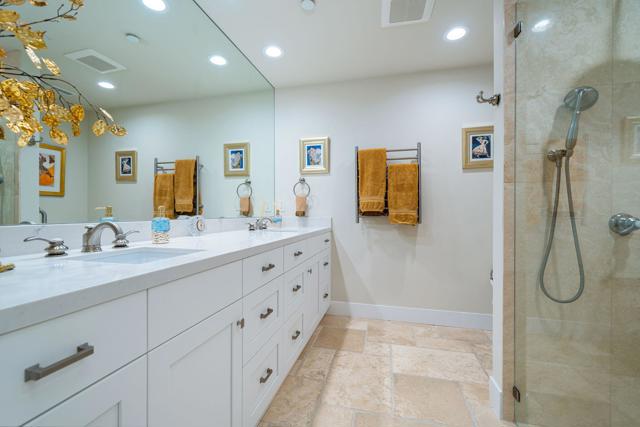 9 Furman Court, Rancho Mirage CA: https://media.crmls.org/mediaz/04475980-1f7b-410f-b6d3-92c79ee3b67a.jpg