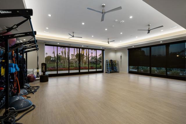 220 Green Mountain Drive, Palm Desert CA: https://media.crmls.org/mediaz/04499957-2ca2-4b1d-af52-9b10894da67e.jpg