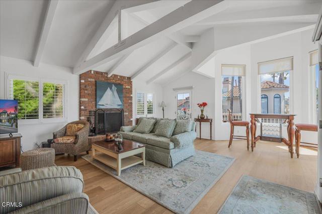 1230 Mandalay Beach Road, Oxnard CA: https://media.crmls.org/mediaz/0449bc0b-c9c5-4f5b-bca8-d348021c8c91.jpg