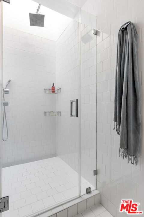 2327 Ewing Street, Los Angeles CA: https://media.crmls.org/mediaz/044b15c2-f7cb-4e88-b5ed-1ac4438b3ee7.jpg