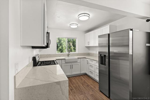 Image 15 of 41 For 11816 Waterhill Rd