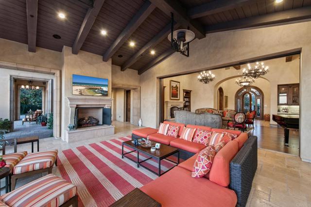 Detail Gallery Image 7 of 48 For 7953 Sentinel, San Diego,  CA 92127 - 5 Beds | 6/1 Baths