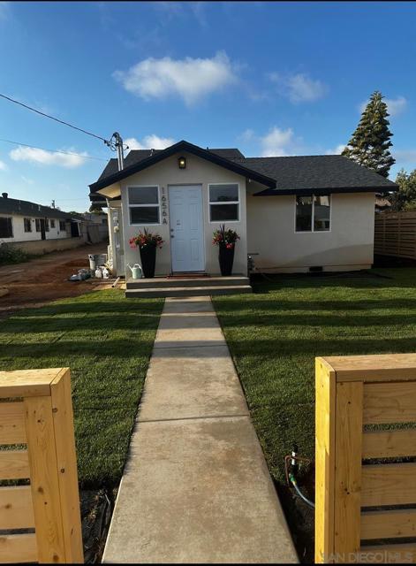 1656 Evergreen Ave, San Diego CA: https://media.crmls.org/mediaz/044e56fc-c1d7-4dd9-918c-54ad53700715.jpg
