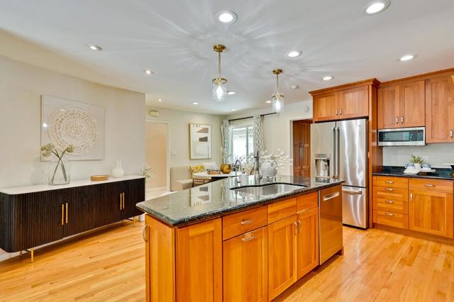 10440 Mann Drive, Cupertino CA: https://media.crmls.org/mediaz/044e57ef-f8fe-4f7e-82e3-8a9108becc72.jpg