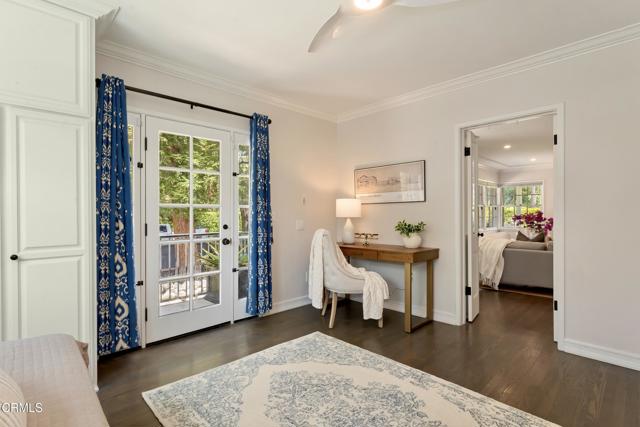 1236 New York Drive, Altadena CA: https://media.crmls.org/mediaz/044f0ff7-e9bb-4a55-8f0a-eae033e83510.jpg