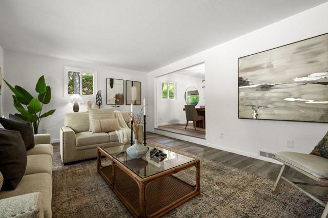 2085 Edgewood Road, Redwood City CA: https://media.crmls.org/mediaz/044f4cf8-be20-485b-83d4-bb9ecc1121ba.jpg