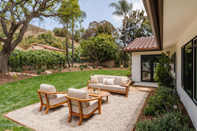1207 Westridge Drive, Ventura CA: https://media.crmls.org/mediaz/044fade8-8b26-45de-b58f-e75c03d55f6d.jpg