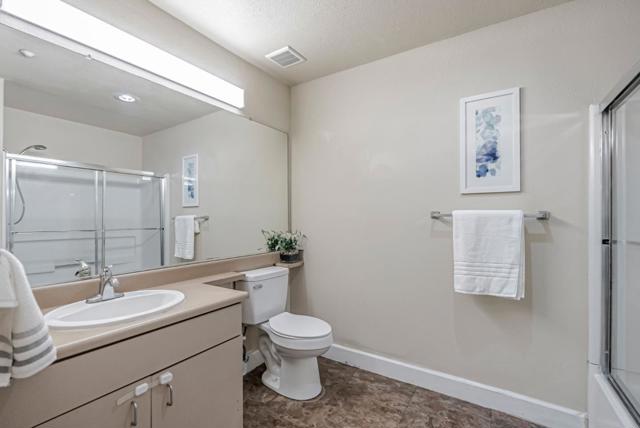 35580 Monterra Terrace, Union City CA: https://media.crmls.org/mediaz/044fdd62-9fd8-4ea8-ac5d-39ffdd6ebd3e.jpg