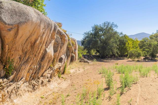 0 V/L Mahogany Ranch Road, Ramona CA: https://media.crmls.org/mediaz/04517a51-b21d-4a71-b854-5302737a2ce3.jpg
