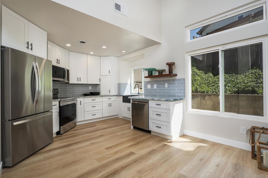 10717 Matinal Circle - photo 3
