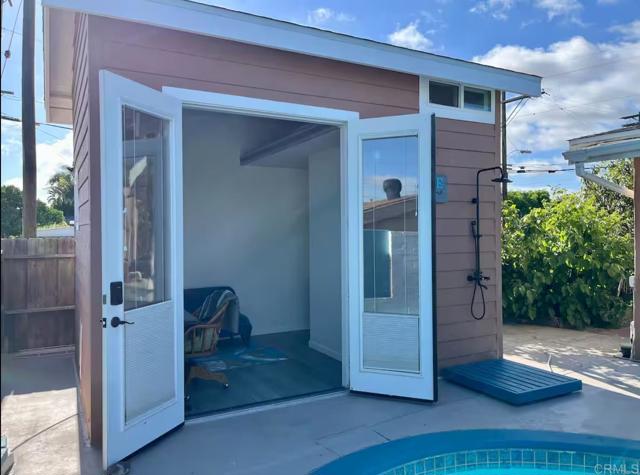 Detail Gallery Image 3 of 19 For 4911 Mount Ararat Dr, San Diego,  CA 92111 - 4 Beds | 2/1 Baths