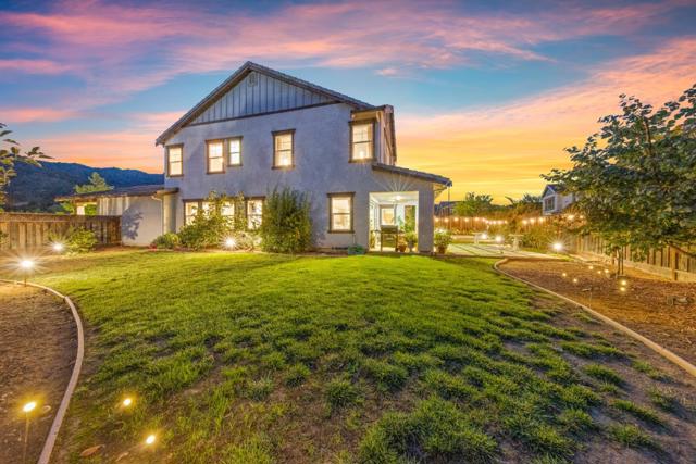 1145 Oak Brook Way, Gilroy CA: https://media.crmls.org/mediaz/04538f98-0ebf-42ee-b3ce-a80a069f927b.jpg