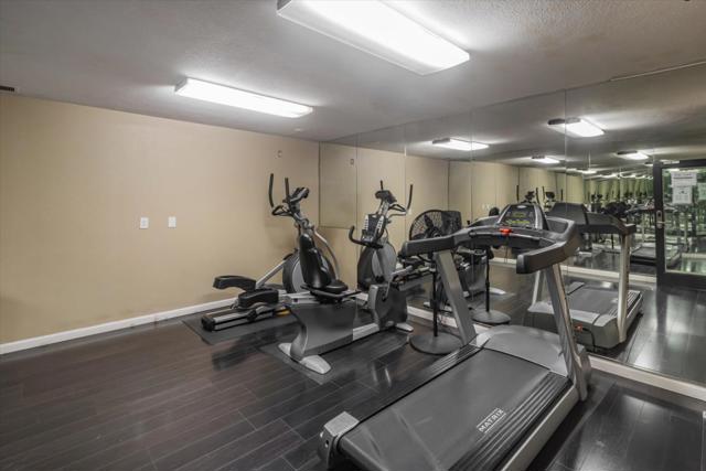 1315 A Street, Hayward CA: https://media.crmls.org/mediaz/0453b582-66b2-428d-8cf7-d6d2b23eddf2.jpg
