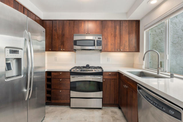 1832 N Mira Loma Way, Palm Springs, CA 92262