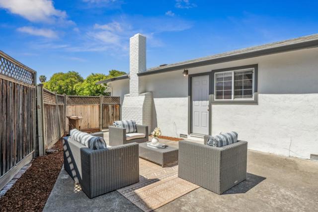 1776 Via Flores, San Jose CA: https://media.crmls.org/mediaz/045582ca-259f-409d-9633-743c4524b944.jpg