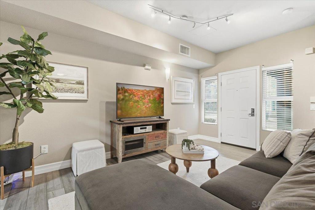 525 11th Avenue - photo 10